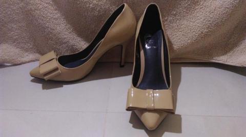 二手漆皮高跟鞋 - 杏色39号